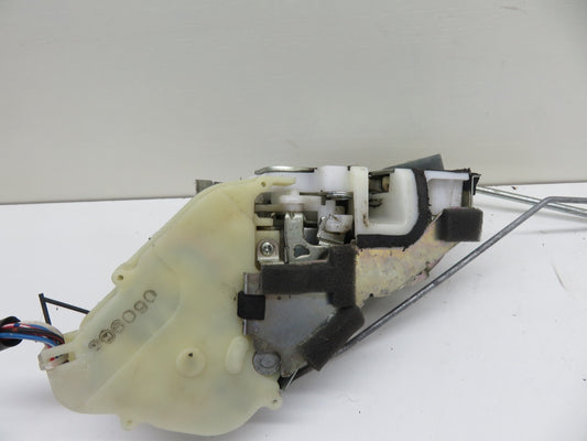 HONDA CRV MK2 NSF PASSENGER FRONT DOOR LOCK CATCH 2002-2006 1651-25