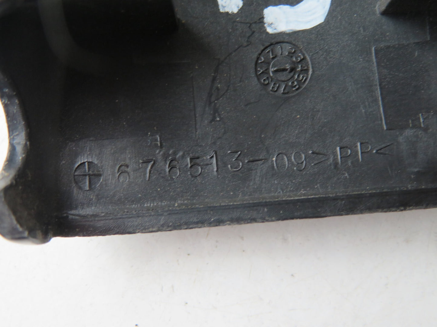 MAZDA MX5 MK2 SEAT BELT BOLT COVER TRIM 1998-2005 A1204-13