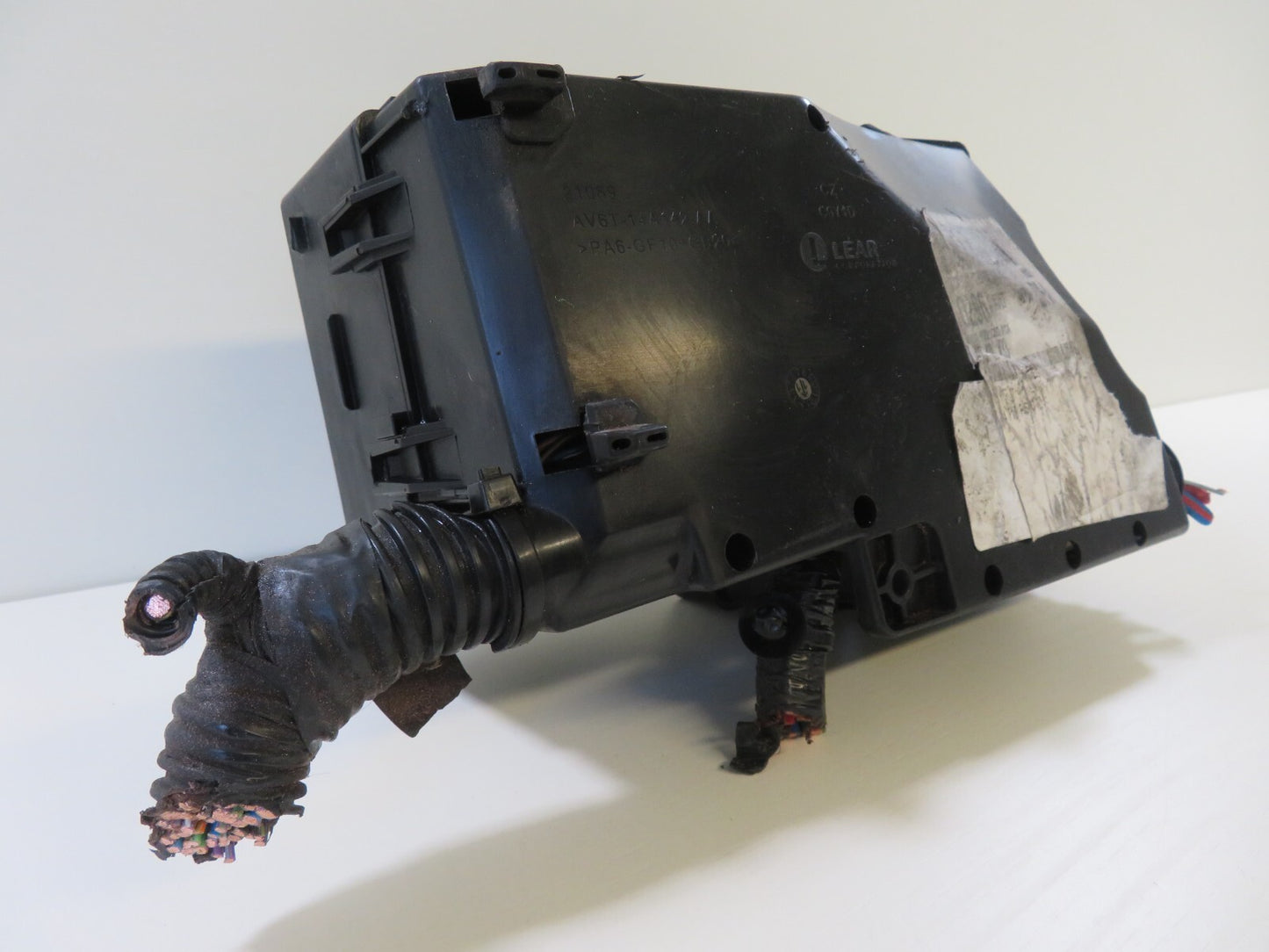 FORD GRAND C MAX ENGINE BAY FUSE BOX AV6T-14A142-AA 2011-2015 1518-1