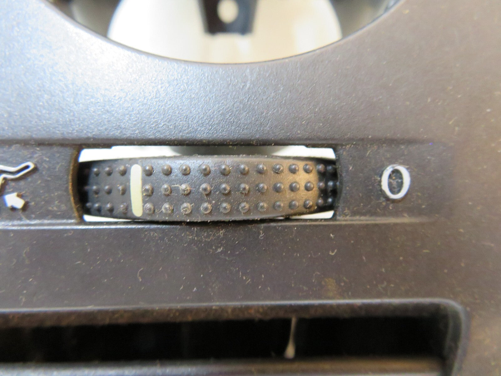 VOLKSWAGEN VW POLO 6N2 OS DRIVER AIR VENT 6X2819703 1999-2003 B8-2