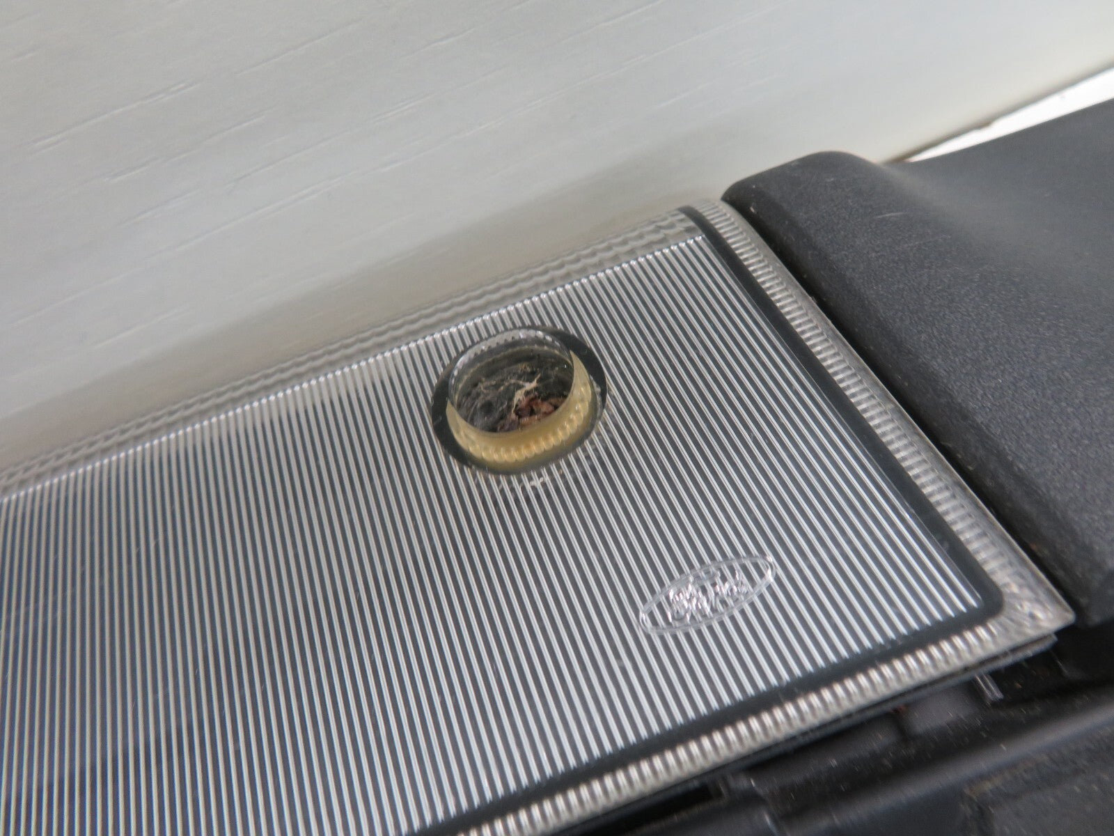 FORD C-MAX REAR BOOT SPOILER WITH BRAKE LIGHT 3M51-R44210-AN 2006-2010