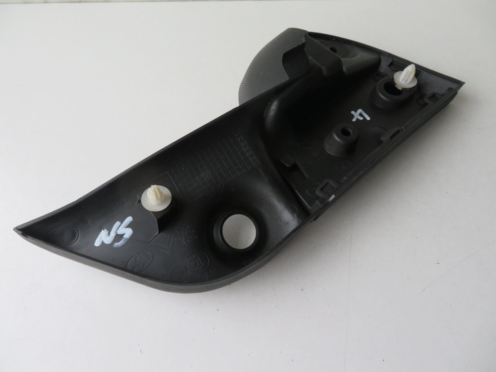 PEUGEOT 107 NS INTERIOR DOOR TRIM 2005-2014 A1034-4