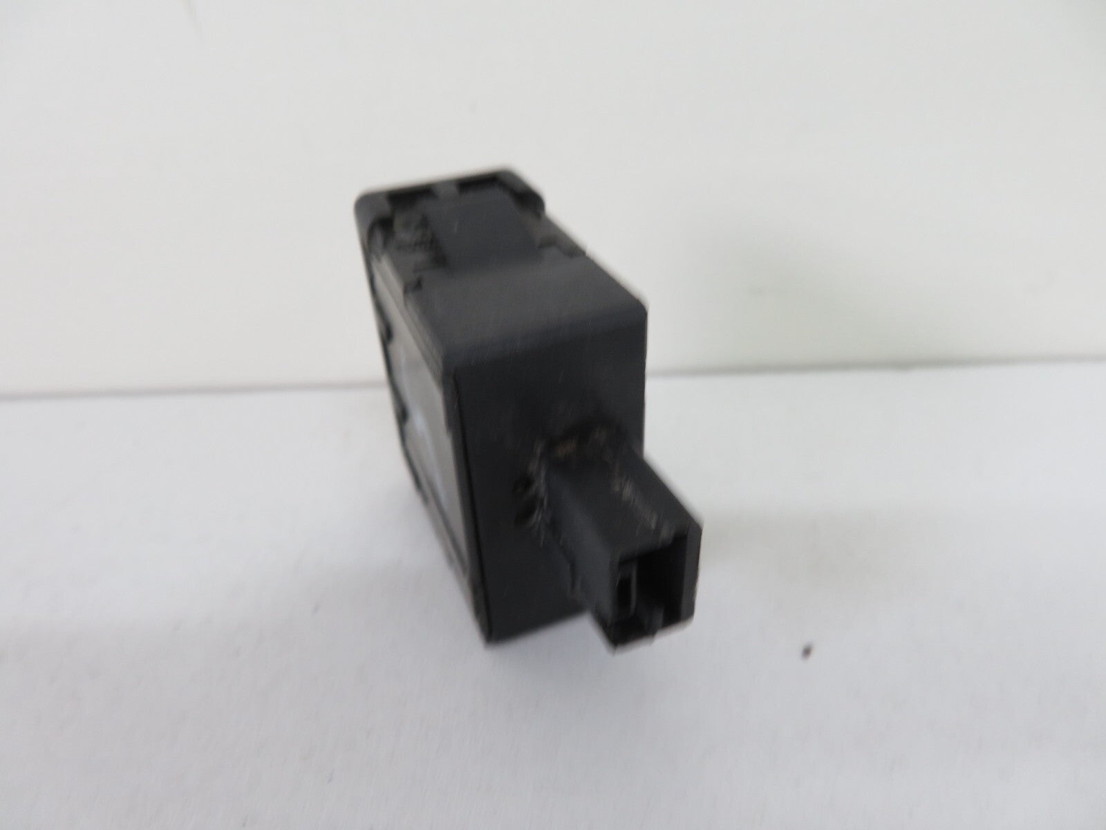 FIAT SCUDO HEADLIGHT LEVEL SWITCH 2007-2016 1514-8