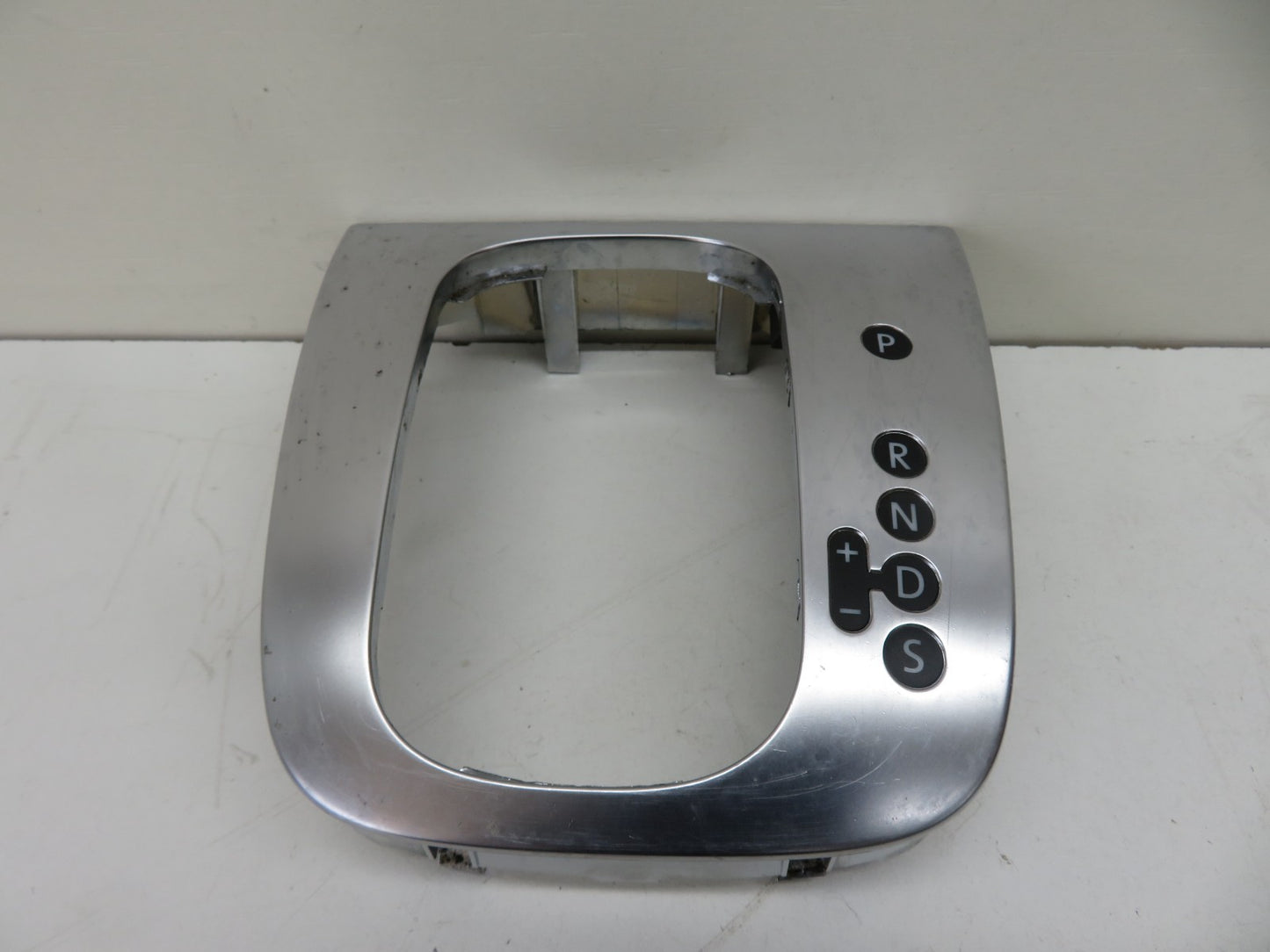 VW GOLF MK6 AUTO GEAR SELECTOR SURROUND TRIM 5K2713203D 2009-2013 1500-3