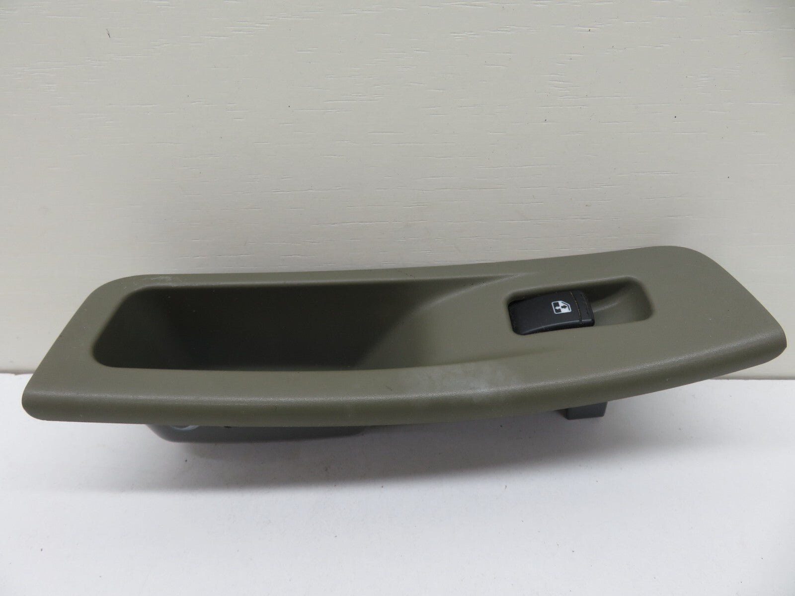 CHEVROLET LACETTI NSR REAR PASSENGER SIDE WINDOW SWITCH 2004-2010 1517-2