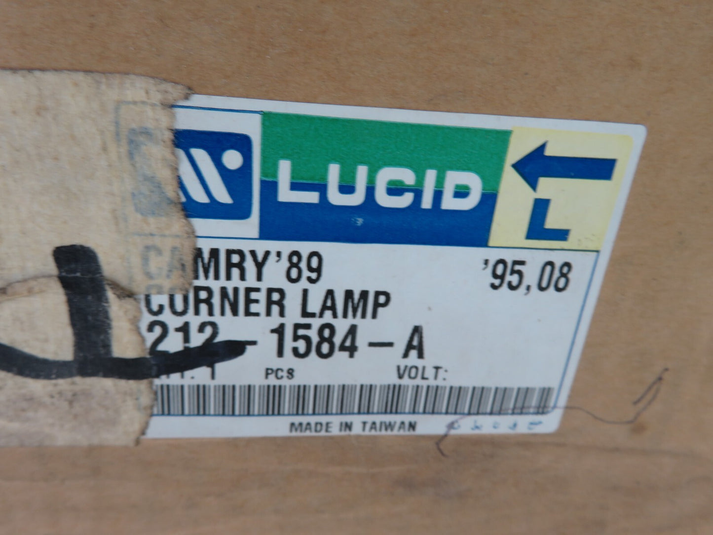 NS PASSENGER FRONT INDICATOR LIGHT FOR TOYOTA CAMRY 1986-1992 212-1584-A