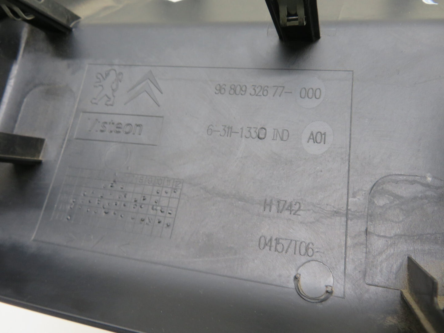 CITROEN BERLINGO MK2 OS DRIVER LOWER STEERING COLUMN TRIM 2008-2014 1747-1