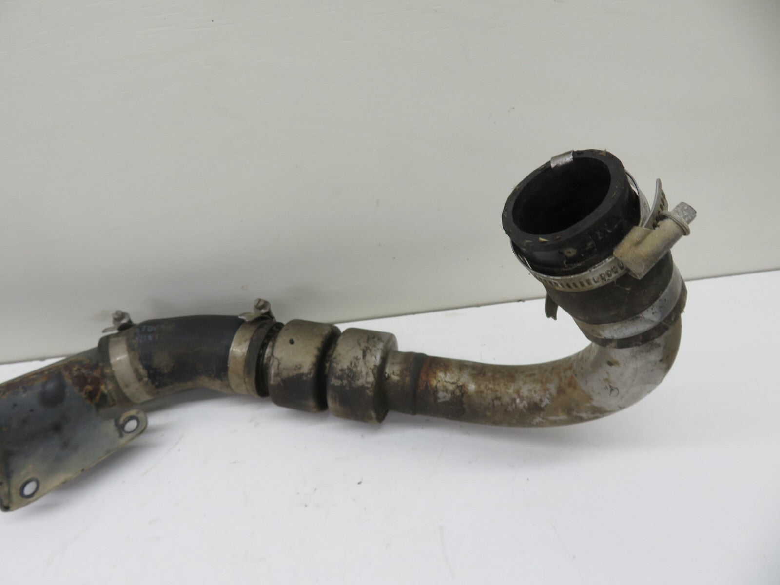 FORD FIESTA MK7 ST180 INTERCOOLER PIPE 2013-2017