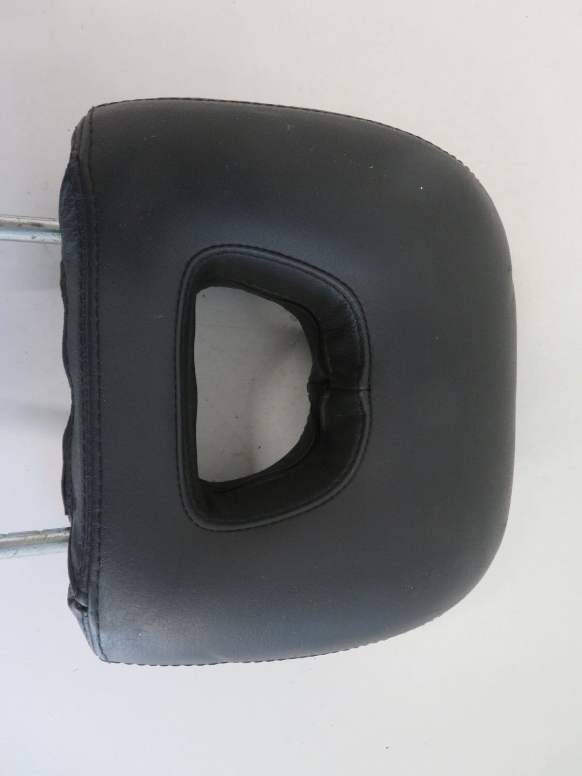 MITSUBISHI L200 LEATHER HEAD REST 1998-2006 MIX1644-3