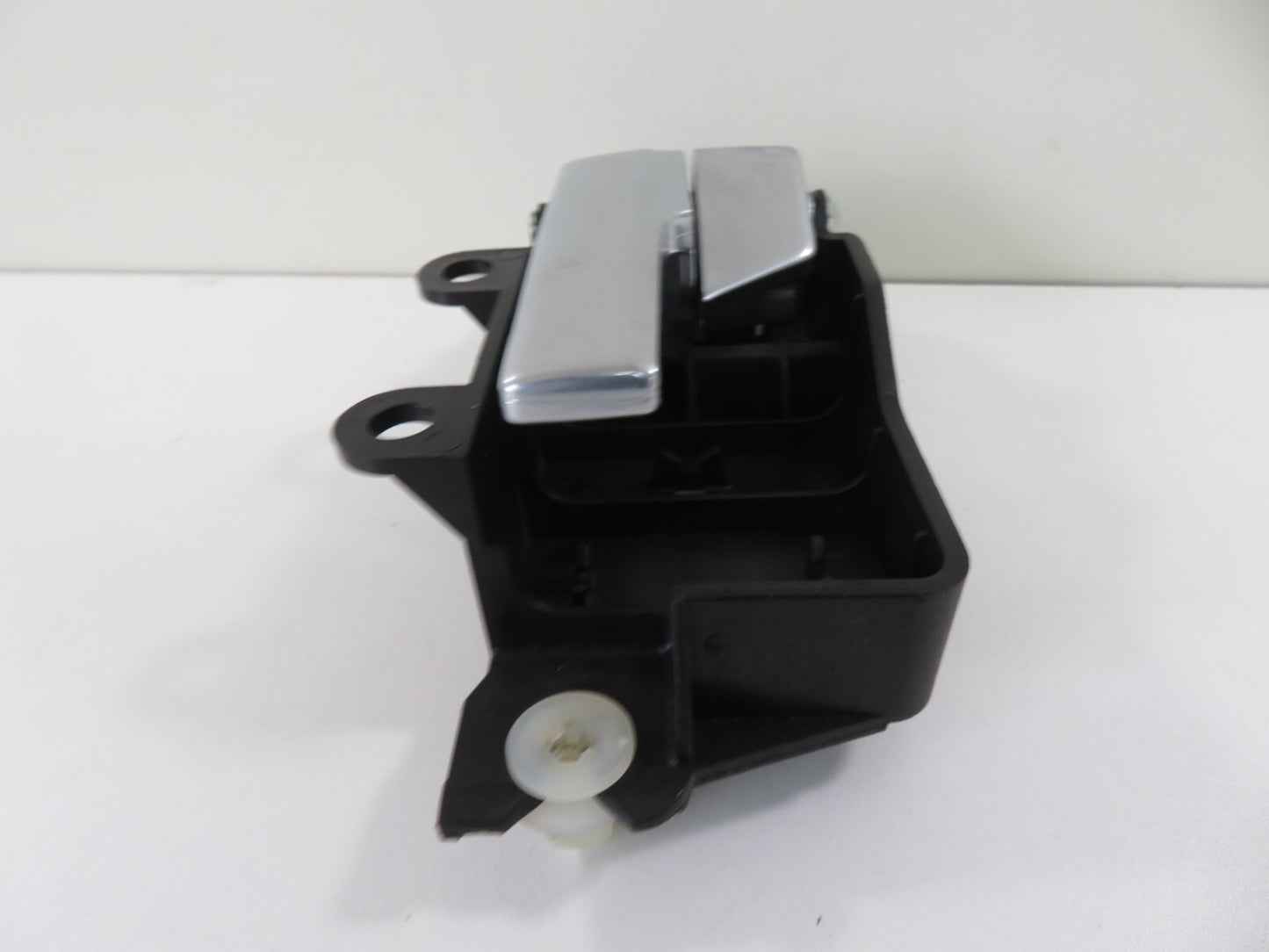 FORD C-MAX NSF PASSENGER INTERIOR DOOR HANDLE 2006-2010 1401-8