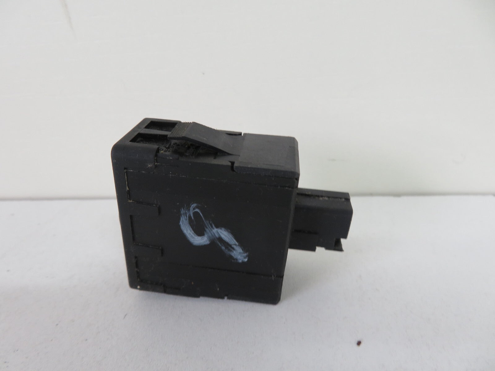 FIAT SCUDO HEADLIGHT LEVEL SWITCH 2007-2016 1514-8