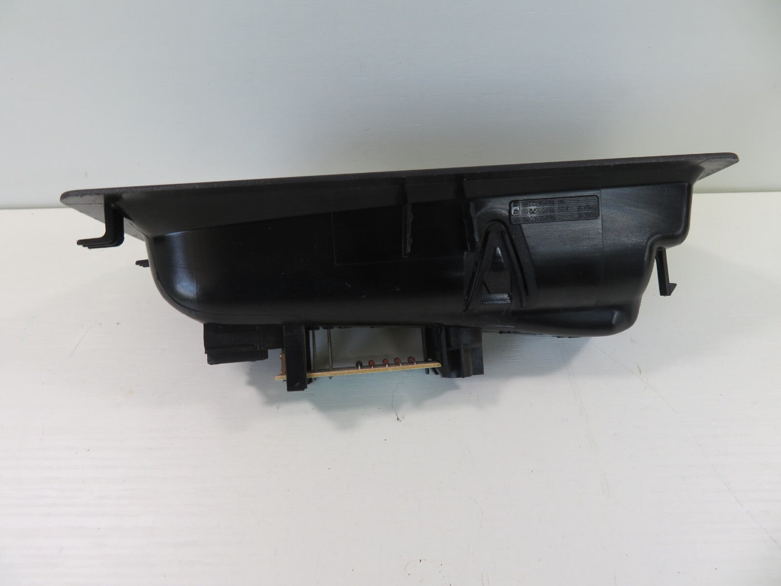 CITROEN BERLINGO MULTISPACE TORCH CHARGING DOCK 89038571B 2008-2012 1734-17