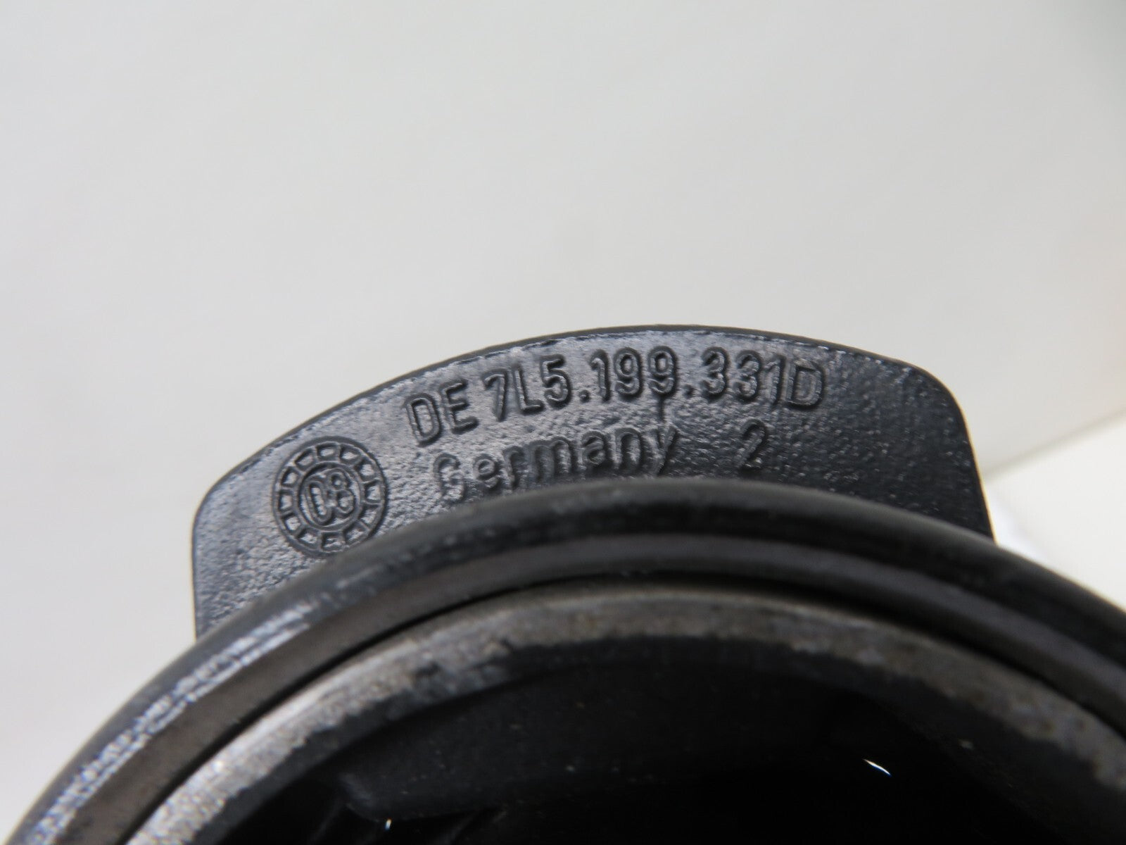 PORSCHE CAYENNE 955 UPPER ENGINE SUPPORT MOUNT 2003-2006 1718-15