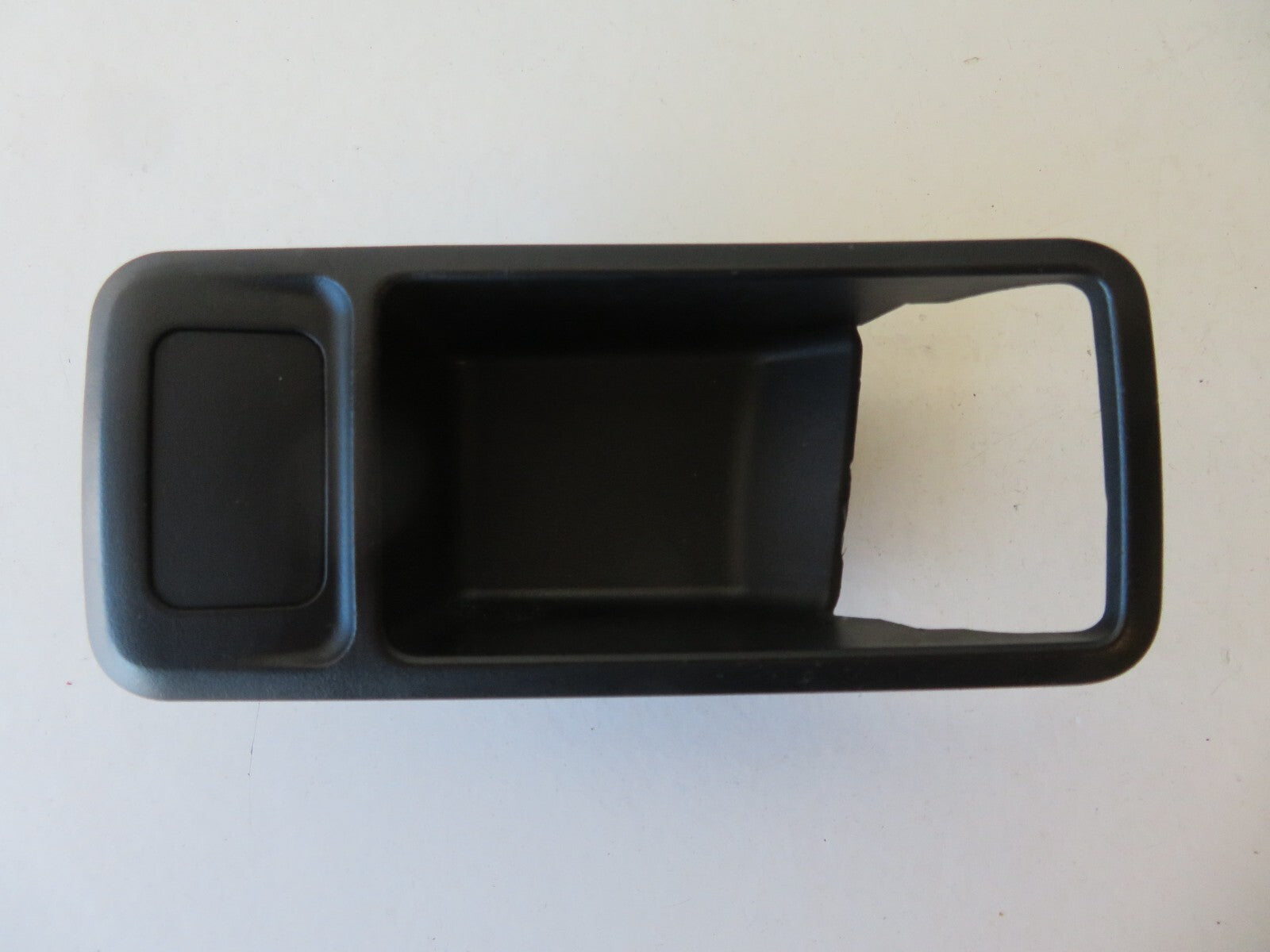 FORD FOCUS MK2 OS INTERIOR DOOR HANDLE TRIM 2008-2011 AMS1216
