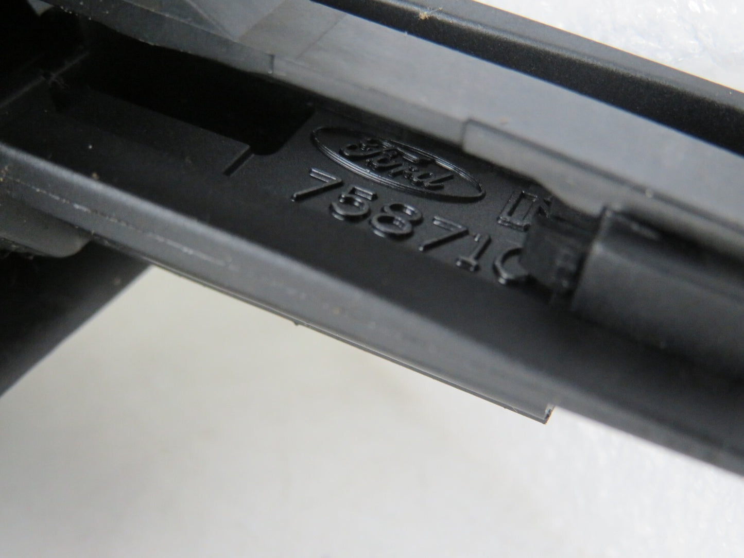 FORD C-MAX STEERING WHEEL VOLUME CONTROLS 2002-2008 A1420-9