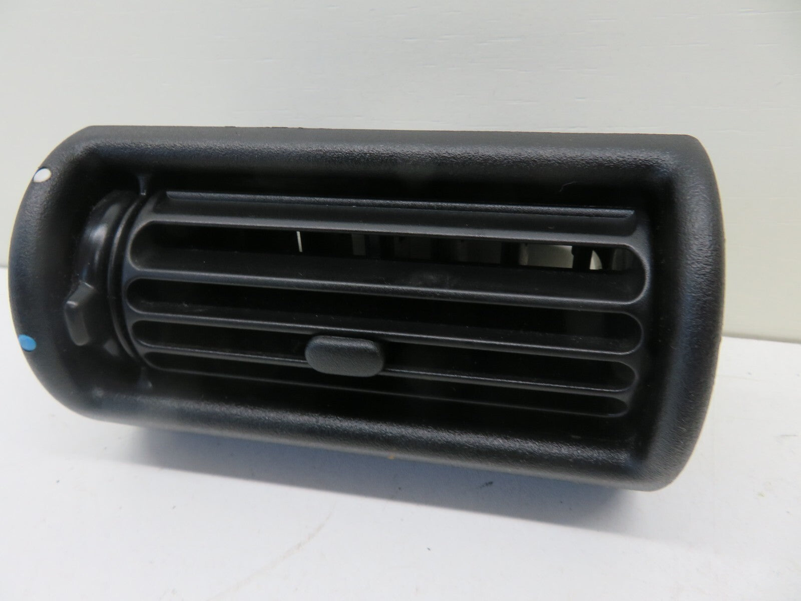 LAND ROVER FREELANDER 1 DASHBOARD AIR VENT 2004-2006 1734-11