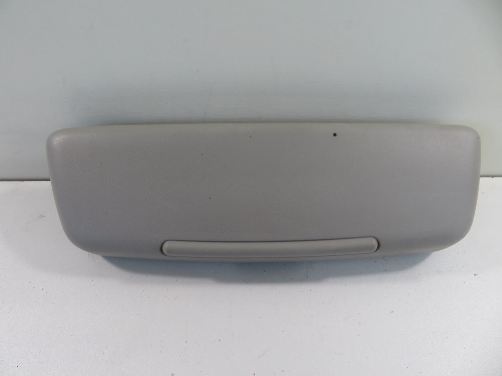 FORD C MAX OS DRIVER SIDE SUNGLASSES COMPARTMENT 2006-2010 1532-8