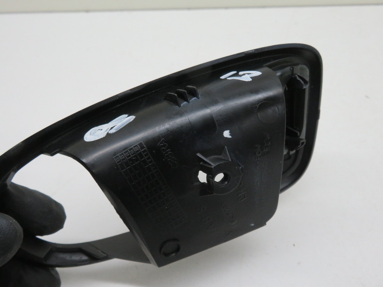 FORD SMAX OSR RIGHT REAR HANDLE SURROUND TRIM 2006-2014 1847-13