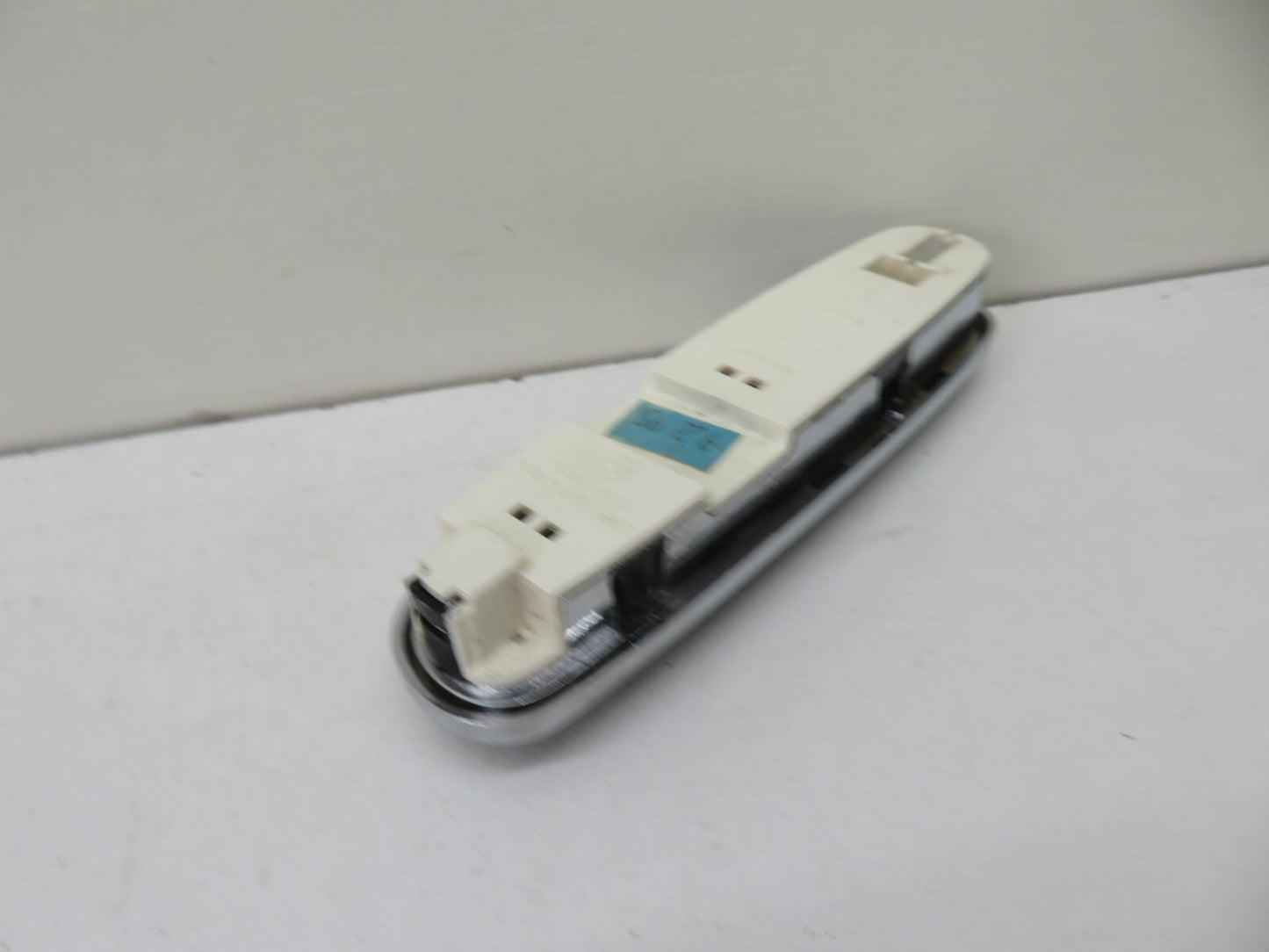 JAGUAR XJR REAR LEFT INTERIOR LIGHT LNA 5361 AB 1994-2001 1200-10