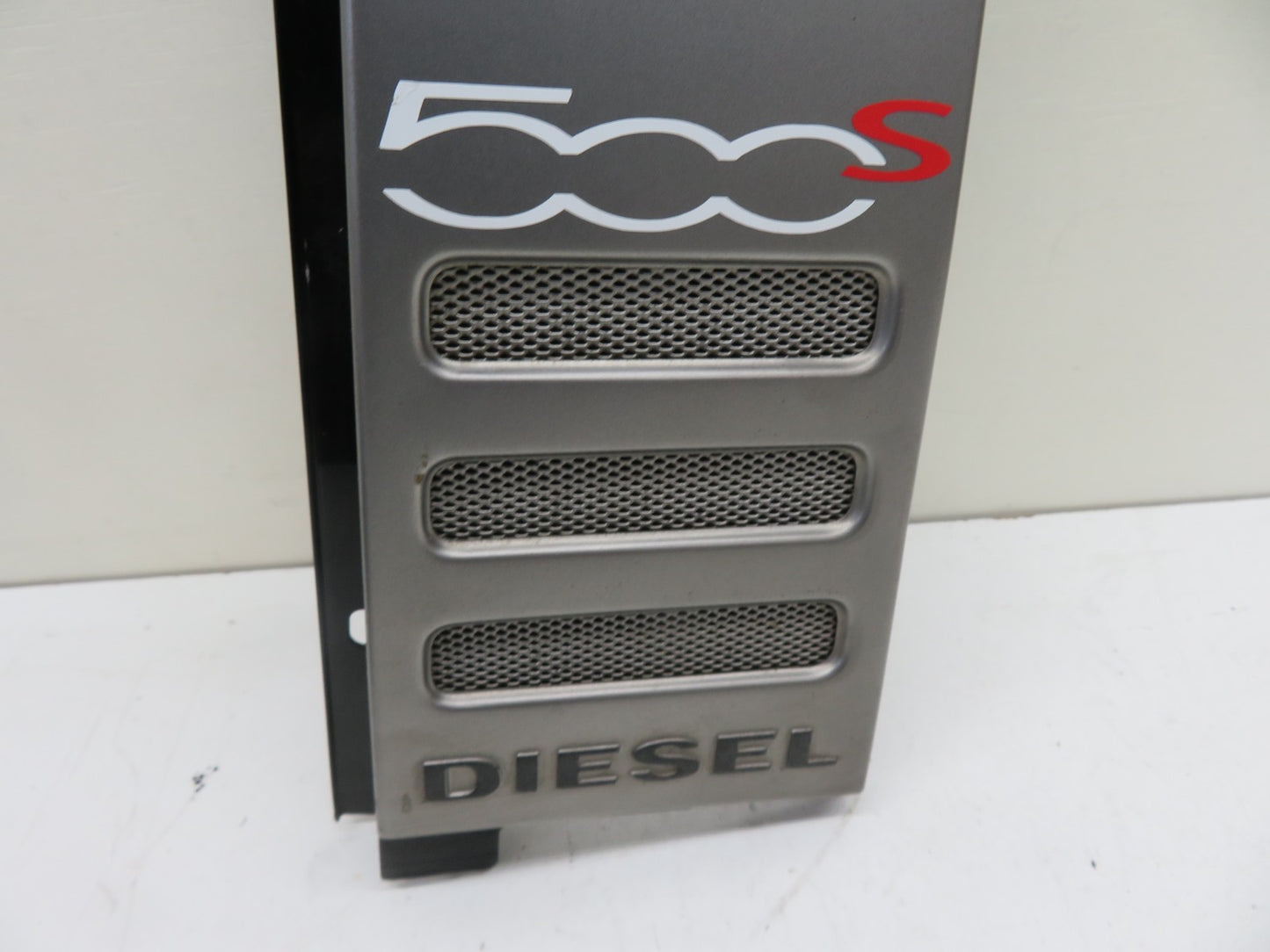 FIAT 500 NS PASSENGER DIESEL EDITION DOOR TRIM 2010-2013 1609-4