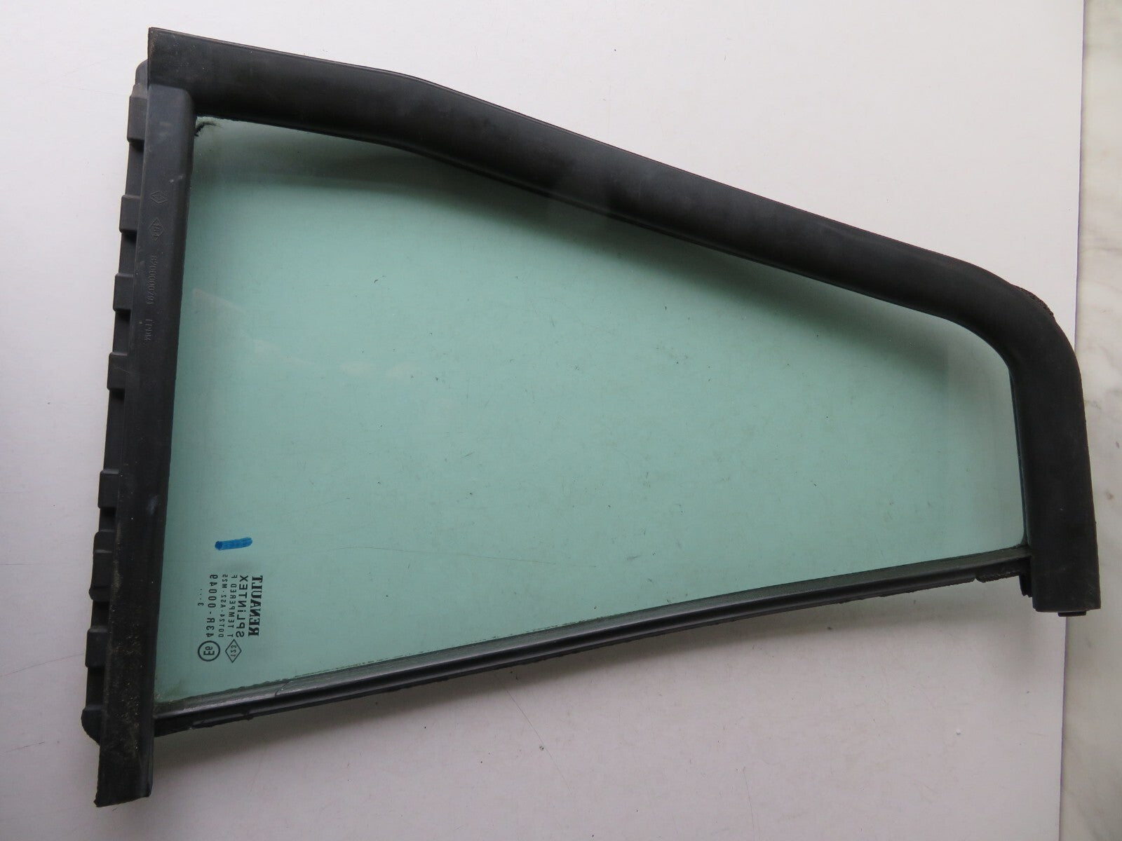 RENAULT LAGUNA ESTATE NSR DOOR QUARTER GLASS 43R-00049 2001-2005 A1345-1