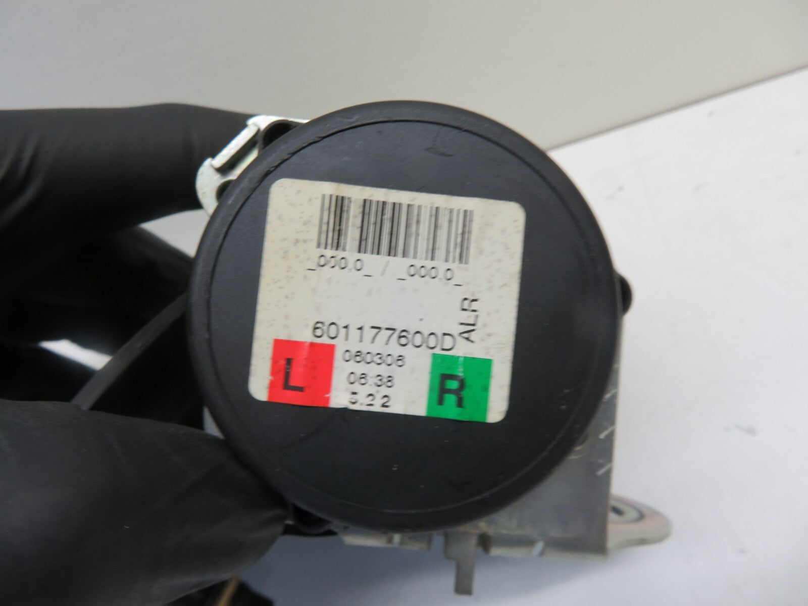 LAND ROVER FREELANDER 1 OSR REAR RIGHT SEAT BELT 601177600D 1997-2006 1730-8