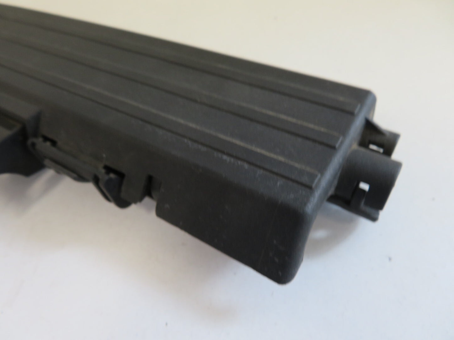 BMW 1 SERIES E88 ENGINE WIRING LOOM COVER TRIM 7532269 2007-2013 A2056-1