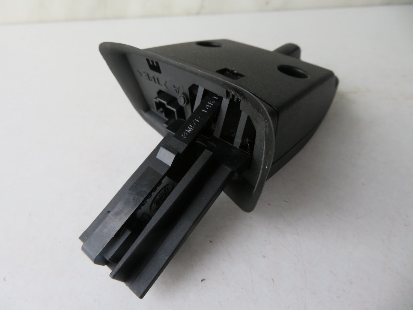 FORD C-MAX STEERING WHEEL VOLUME CONTROLS 2002-2008 A1420-9