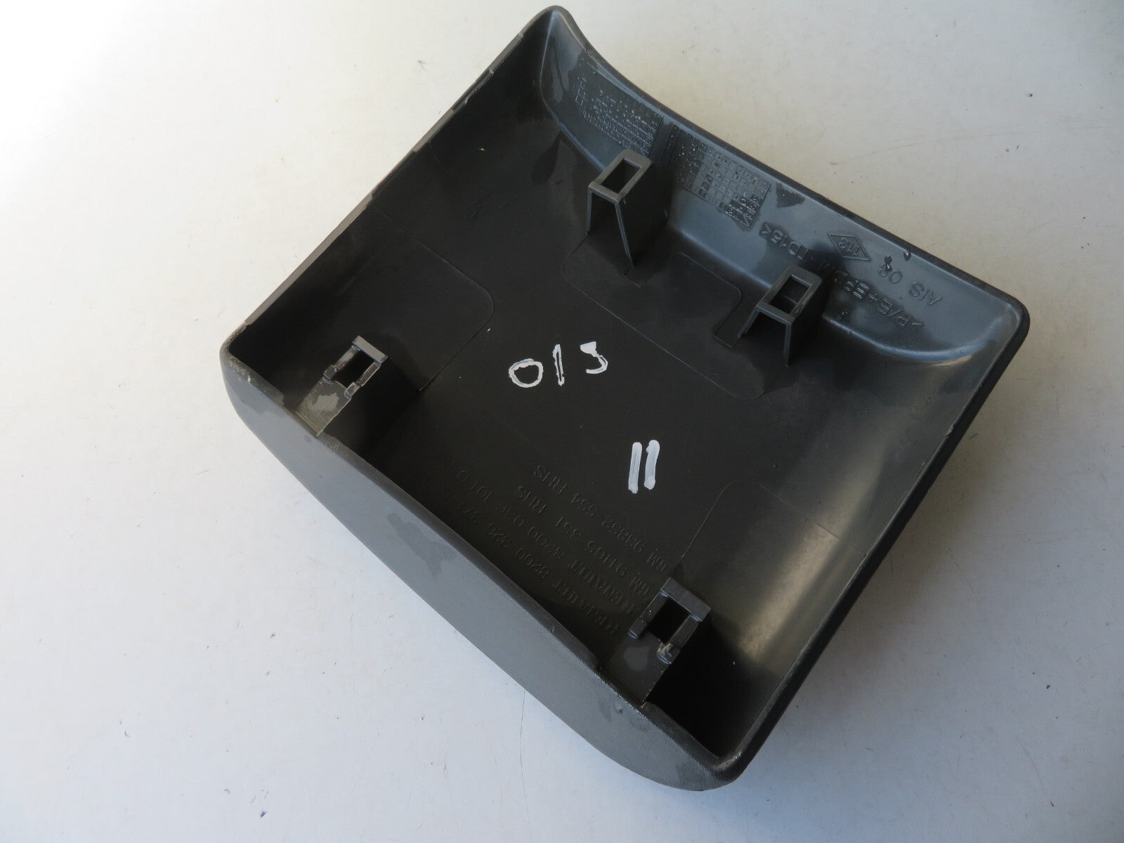 RENAULT TRAFFIC VIVARO OS MOULDING TRIM 8200326371 2001-14 AS14-11