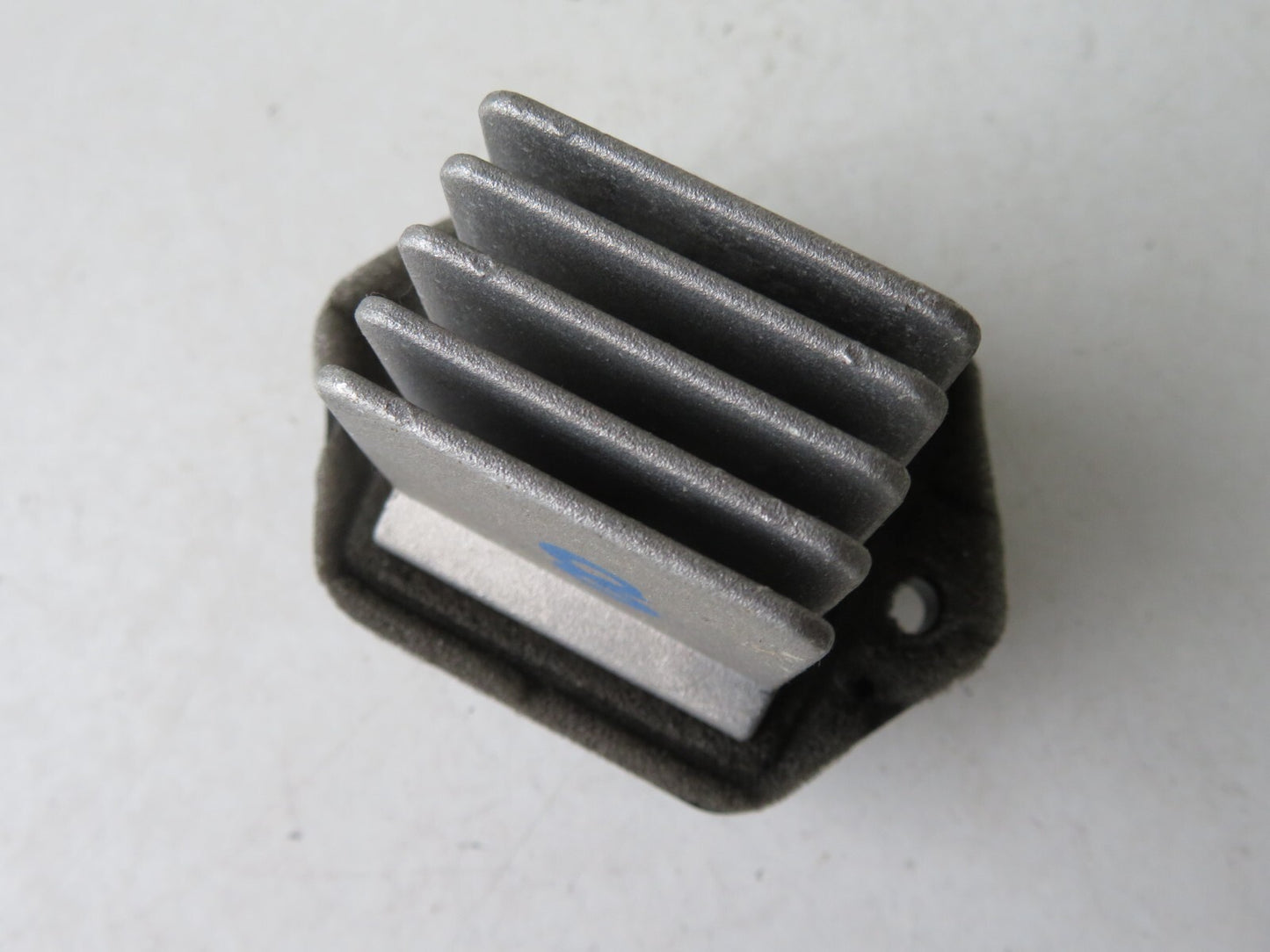 KIA CARENS HEATER BLOWER MOTOR RESISTOR 2006-2012 A1408-8