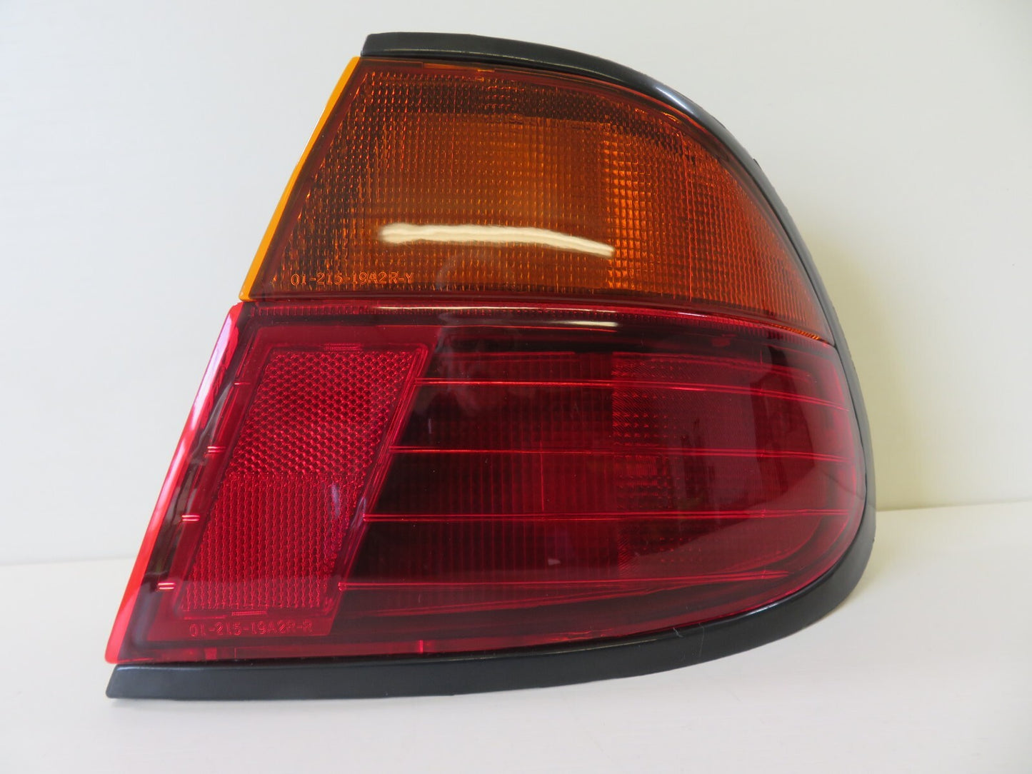 OS DRIVER REAR TAIL LIGHT 215-19A2-A FOR NISSAN PULSAR 4DR E-FN15 1995-2000