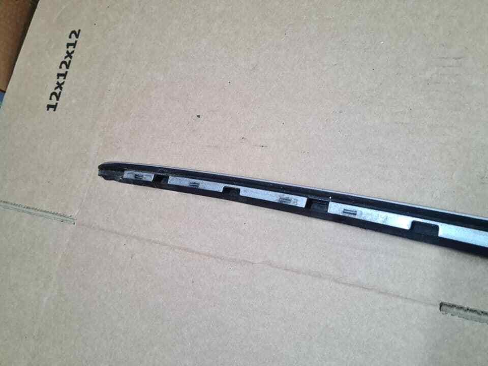 HYUNDAI I40 OS DRIVER SIDE WINDSCREEN TRIM 2012-2015 