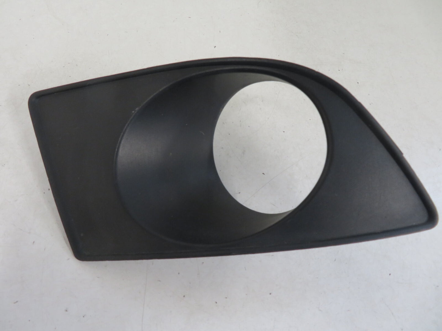 FORD GALAXY OS DRIVER FRONT FOGLIGHT TRIM 7M5853684A 2000-2006 VWMIX1642-18