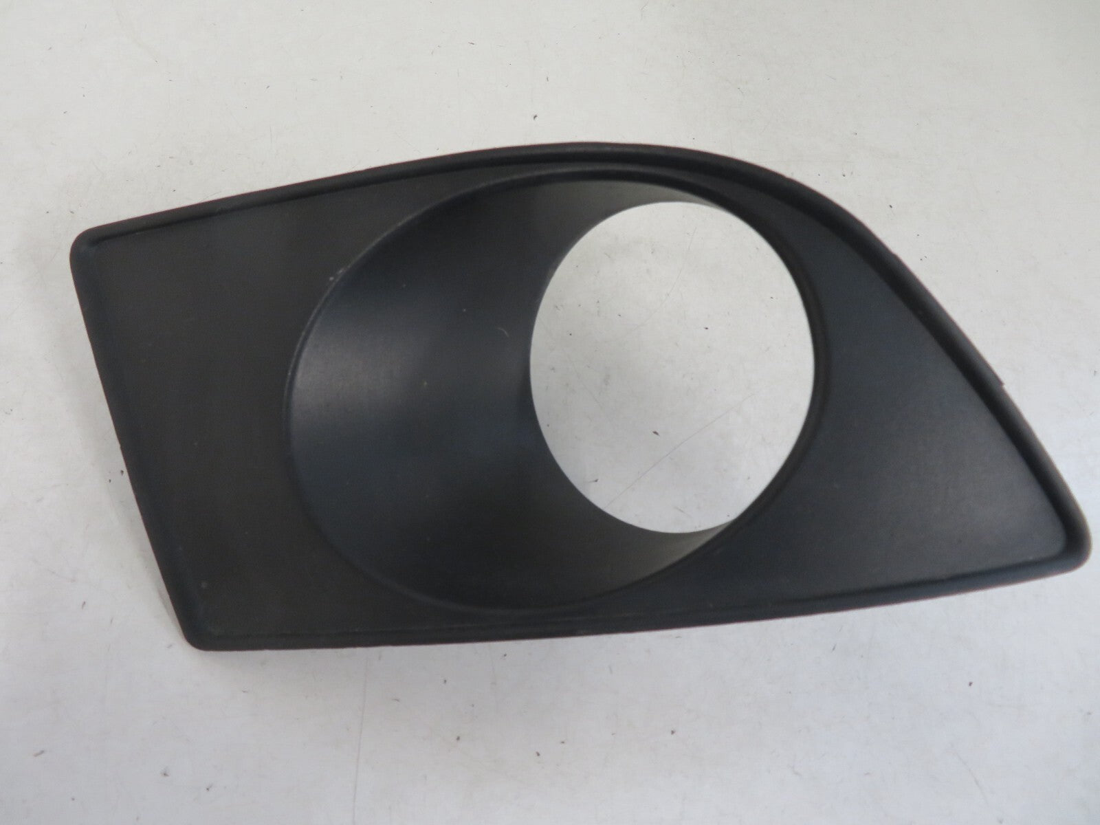 FORD GALAXY OS DRIVER FRONT FOGLIGHT TRIM 7M5853684A 2000-2006 VWMIX1642-18
