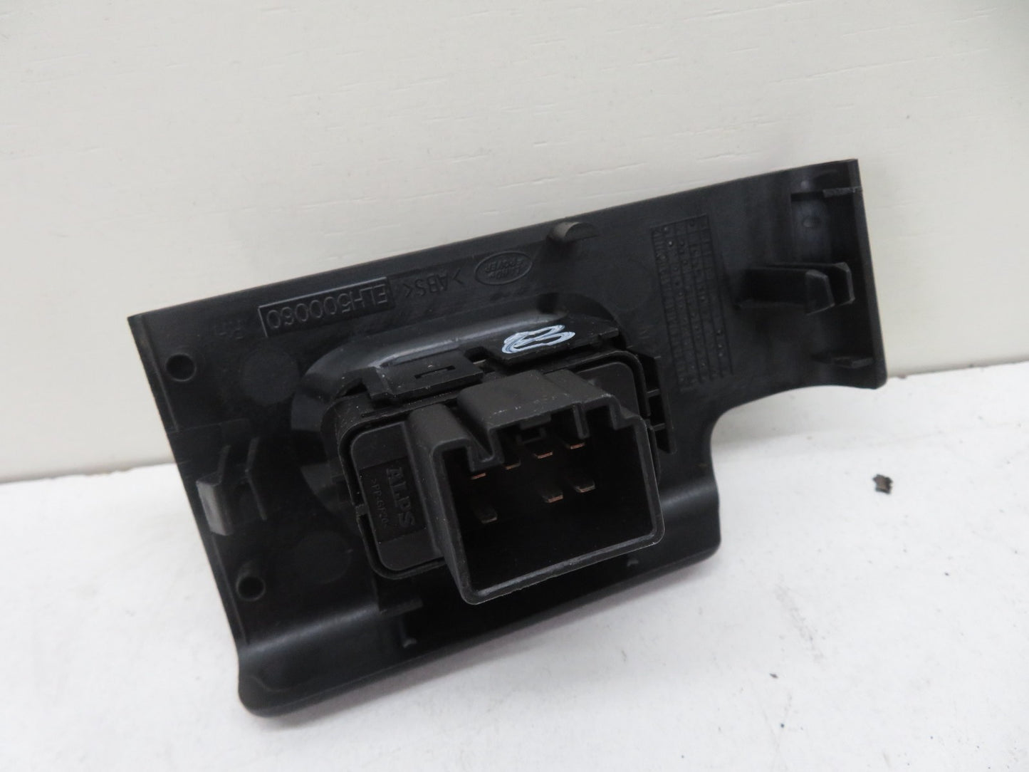 LAND ROVER FREELANDER 1 OS DRIVER REAR WINDOW SWITCH 2004-2006 1672-8