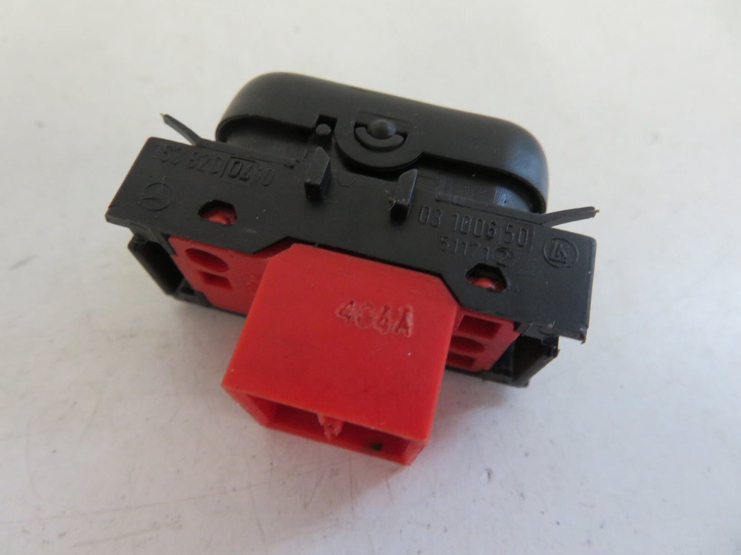 MERCEDES BENZ ML270 W163 3RD ROW WINDOW SWITCH 1638200410 1998-05 MIX1010-30