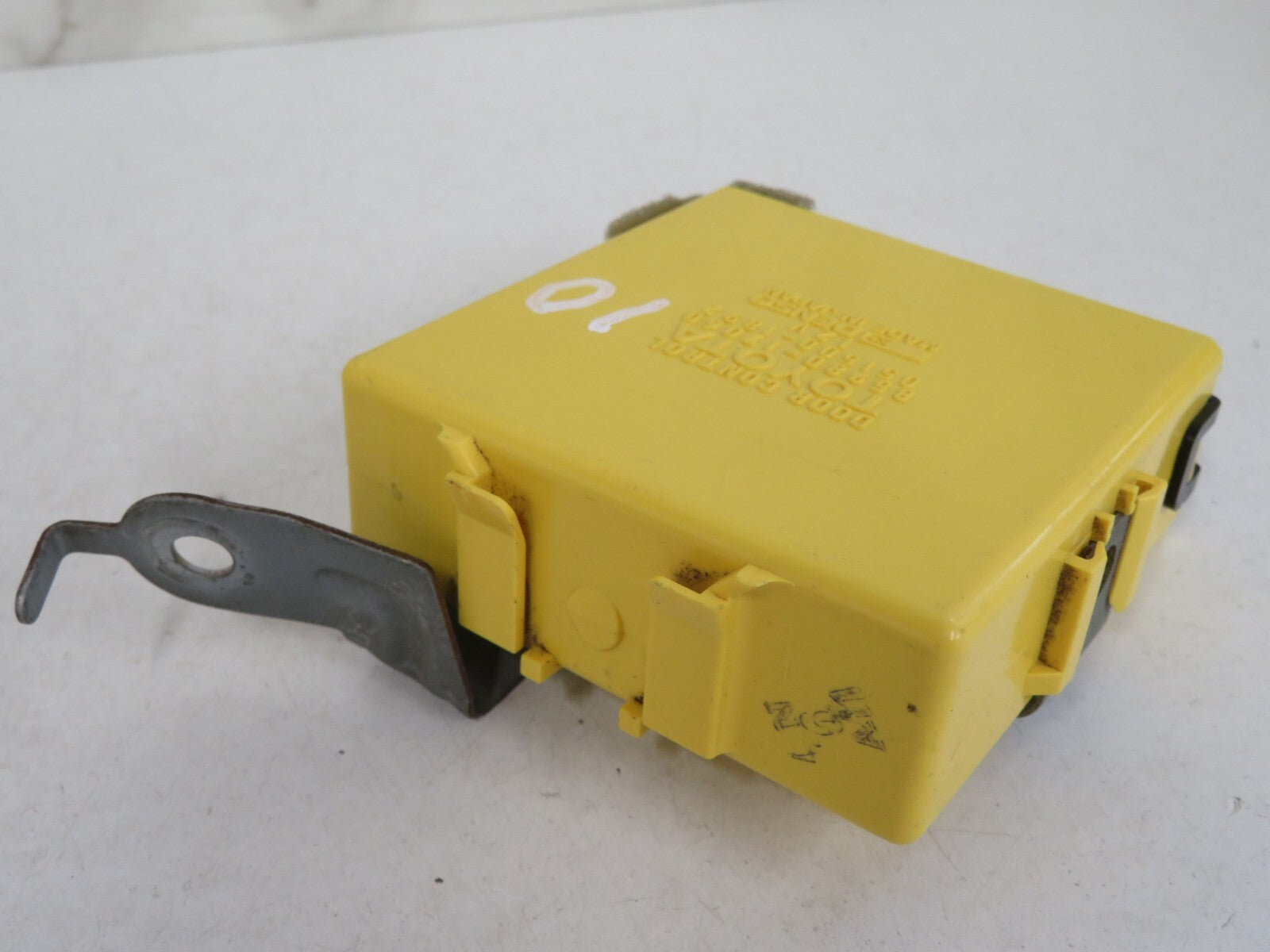 TOYOTA MR2 MK2 SW20 DOOR CONTROL MODULE RELAY 85980-17060 AM1206-10