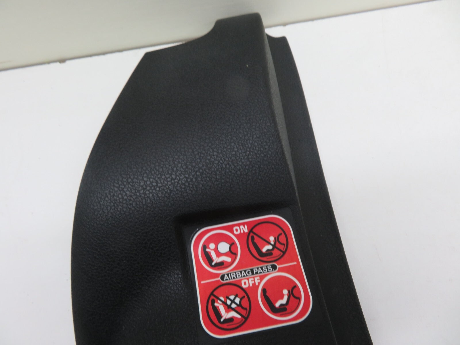 CITROEN BERLINGO MK2 OS DRIVER DASHBOARD END CAP 2008-2014 1336-3