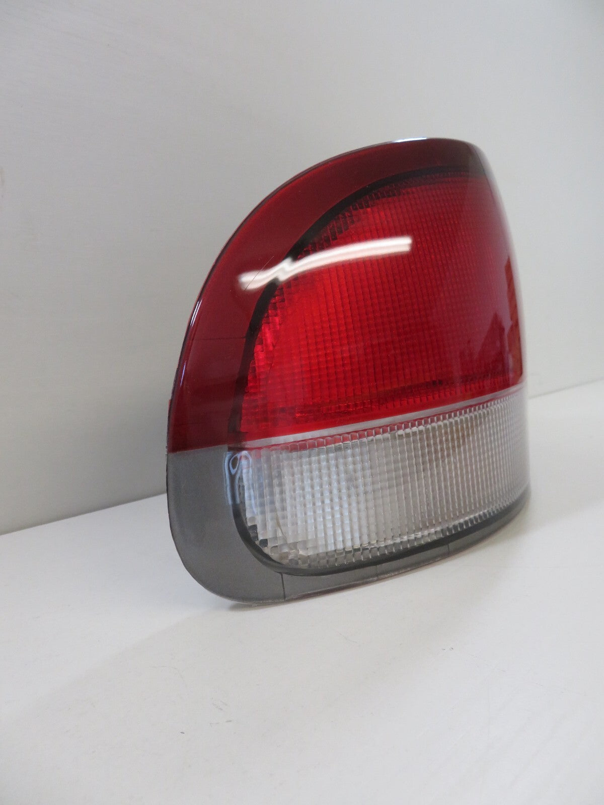 NS PASSENGER REAR TAIL LIGHT DEPO 216-1937L-U FOR MAZDA 626 1991-1998