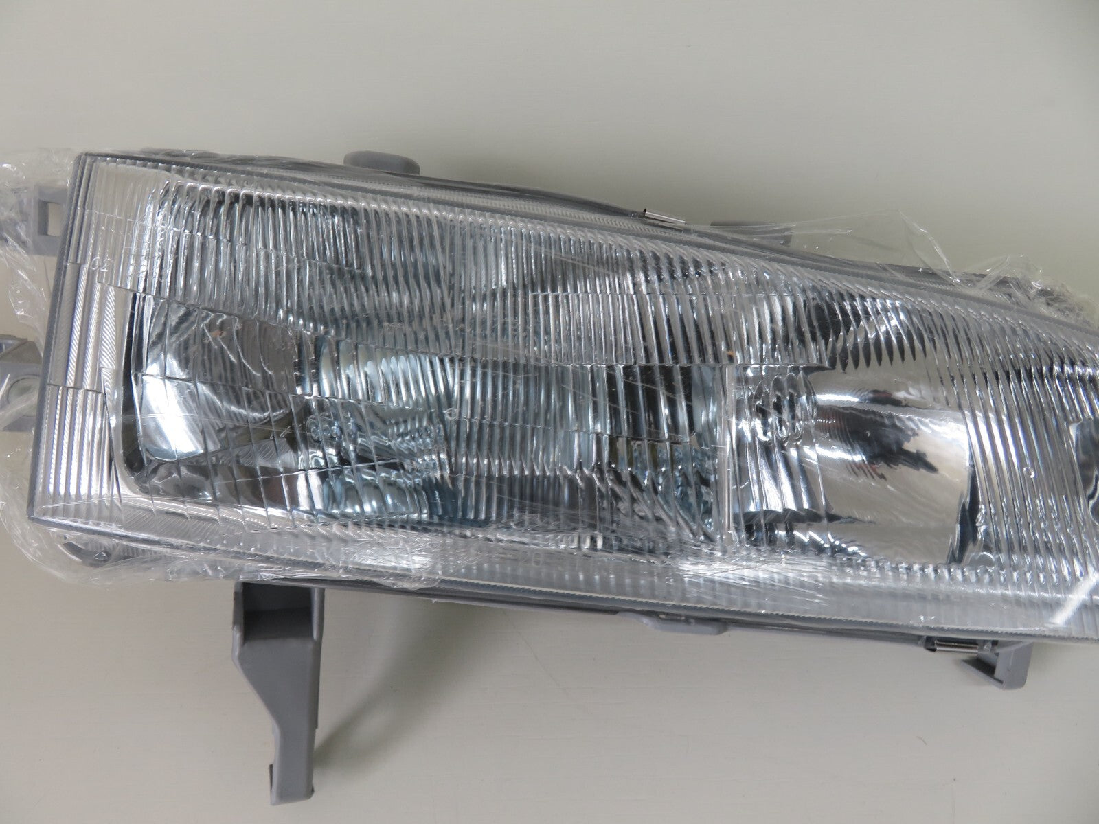 OS RH DRIVER HEADLIGHT FOR HONDA ACCORD TYC 20-3142-05-2B 1992-1995 #RMS