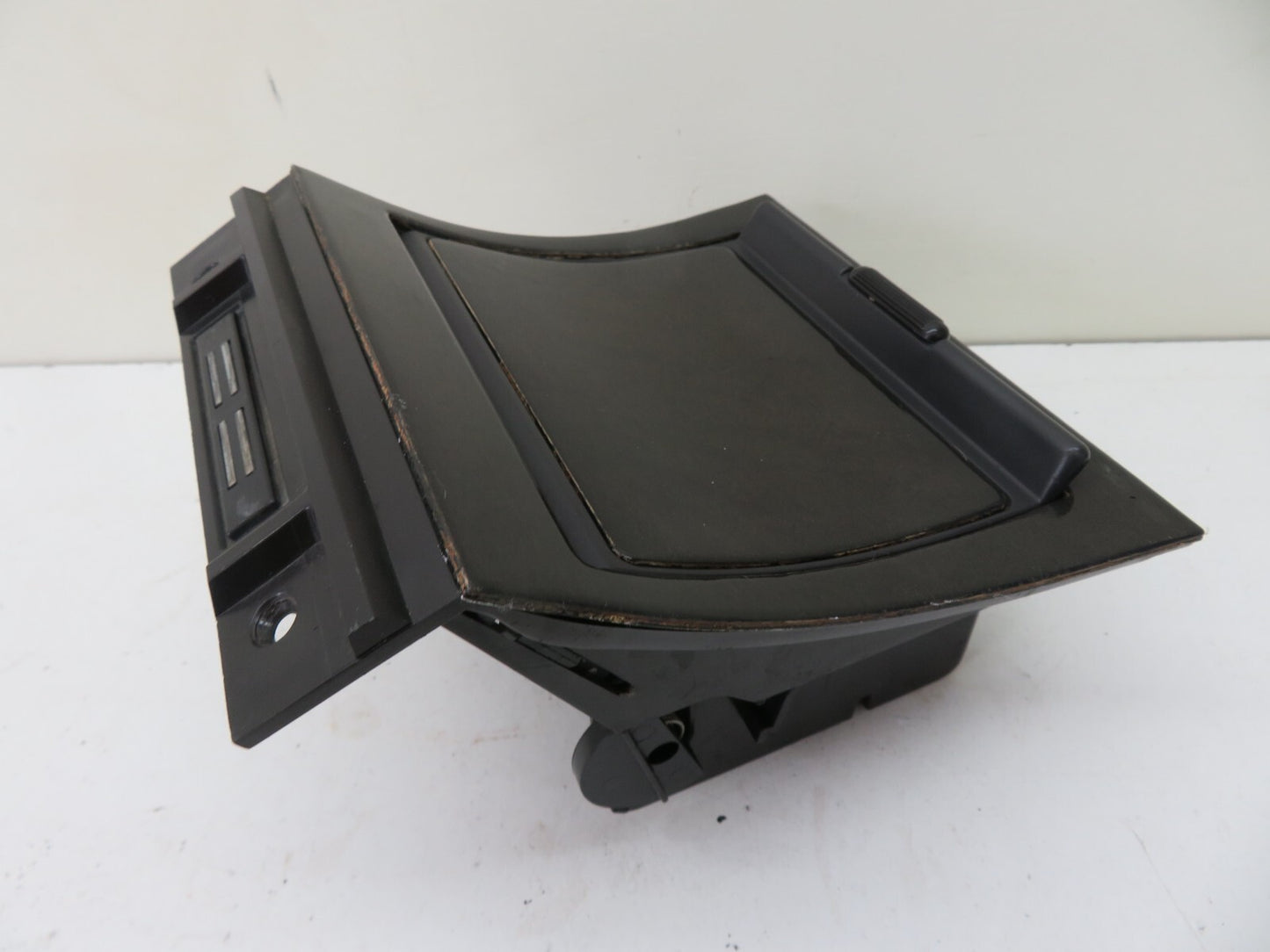 JAGUAR XJR INTERIOR CENTER ASHTRAY 12V SOCKET 1994-2001 1800-6