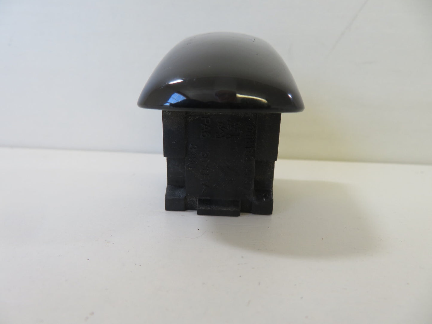 PEUGEOT 308 OSR DOOR HANDLE END CAP 2007-2013 1410-19