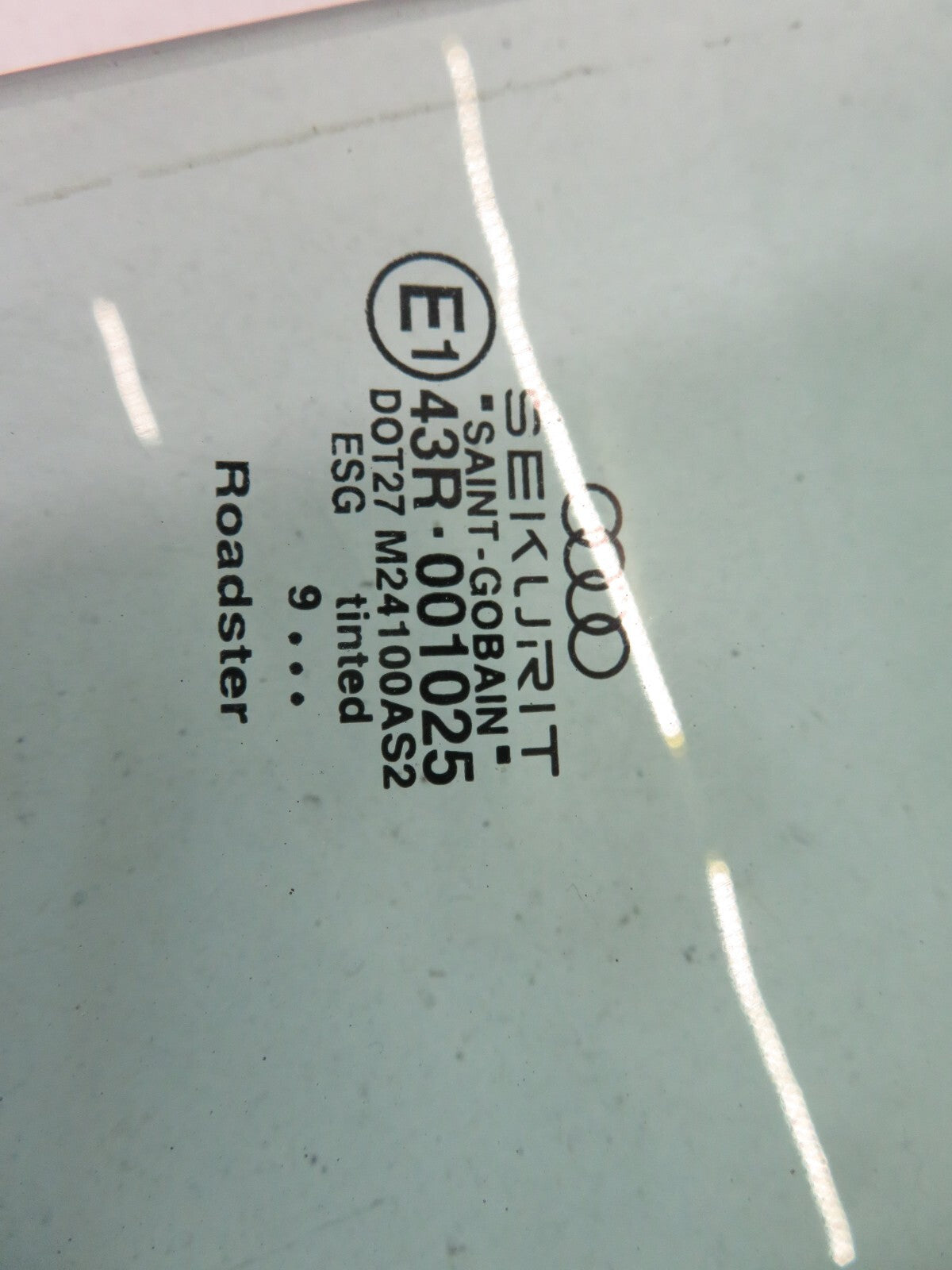 AUDI TT MK1 OSF WINDOW GLASS ROADSTER 1998-2006 AMS1035