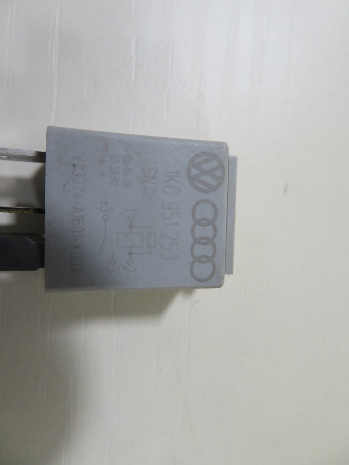 VOLKSWAGEN VW TOURAN MULTI PURPOSE RELAY 141951253B 2003-2009 1701-17