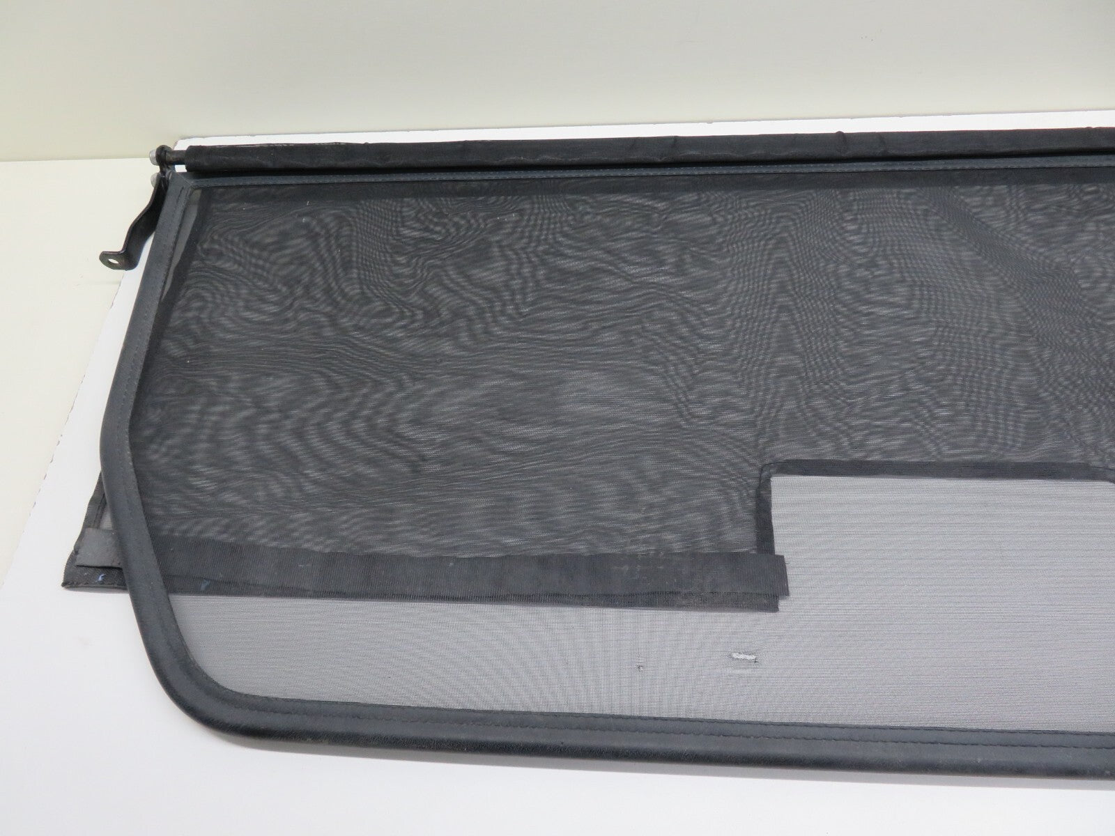 BMW E36 3 SERIES CONVERTIBLE WIND DEFLECTOR (SEE PHOTOS) 1991-1998