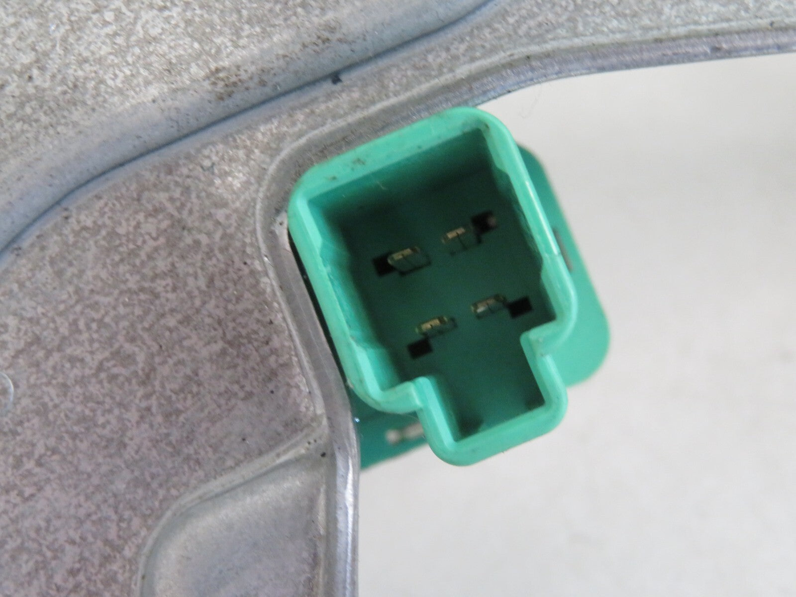 PEUGEOT 4007 REAR WIPER MOTOR 2007-2012 A1315-5