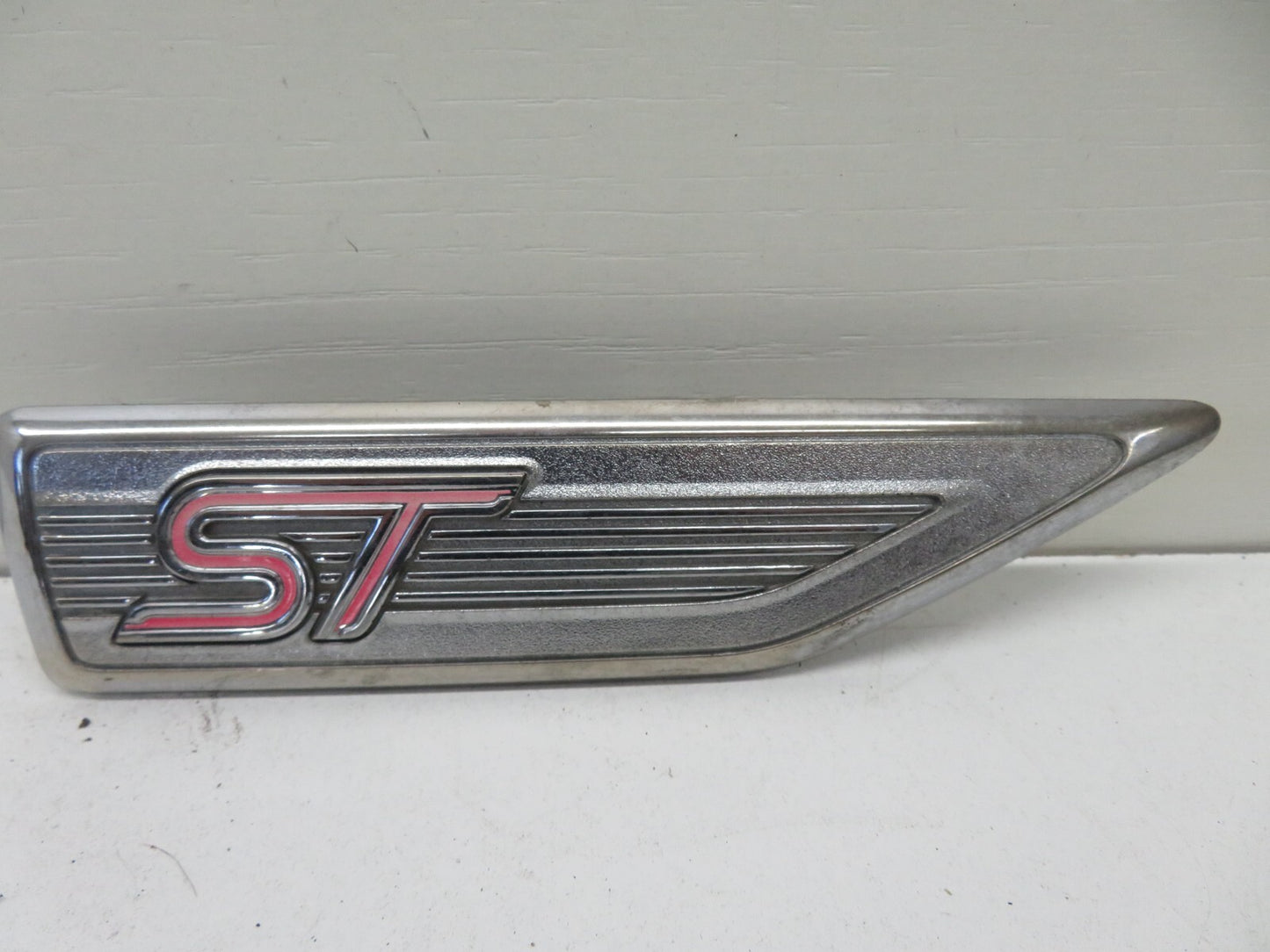 FORD FOCUS ST PASSENGER SIDE NS CHROME WING TRIM 6M5Y-16098-AC 2006-2010 1299-6