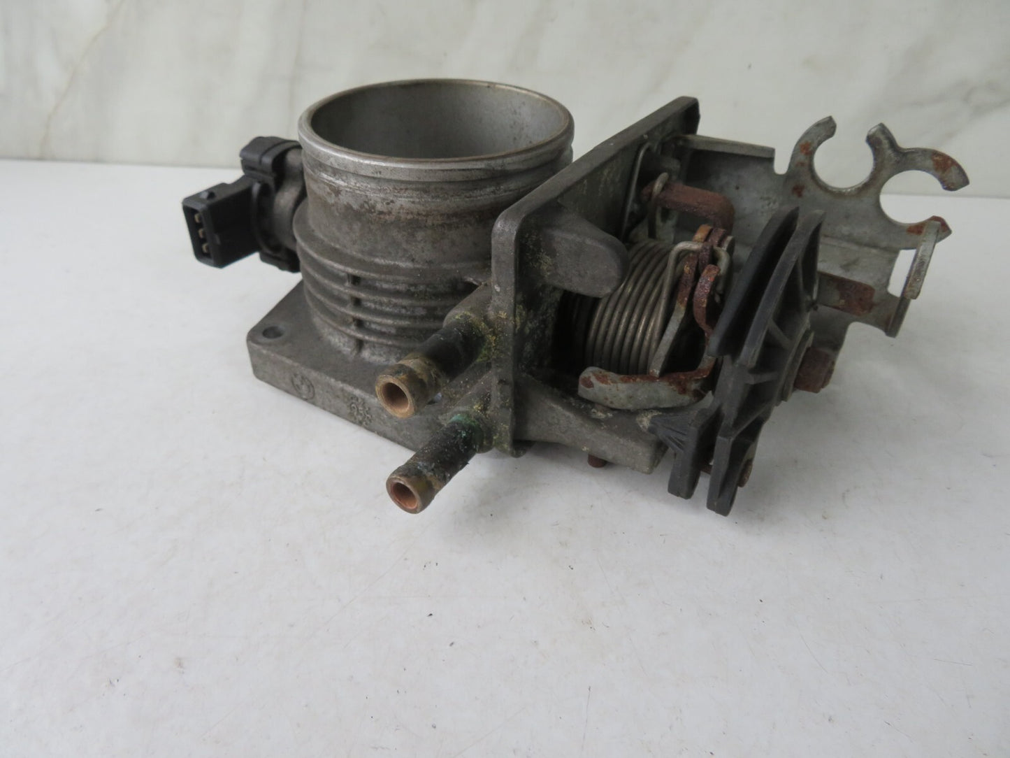 BMW E36 2.8 THROTTLE BODY INTAKE 1427174 1995-2001 MIX1332-9