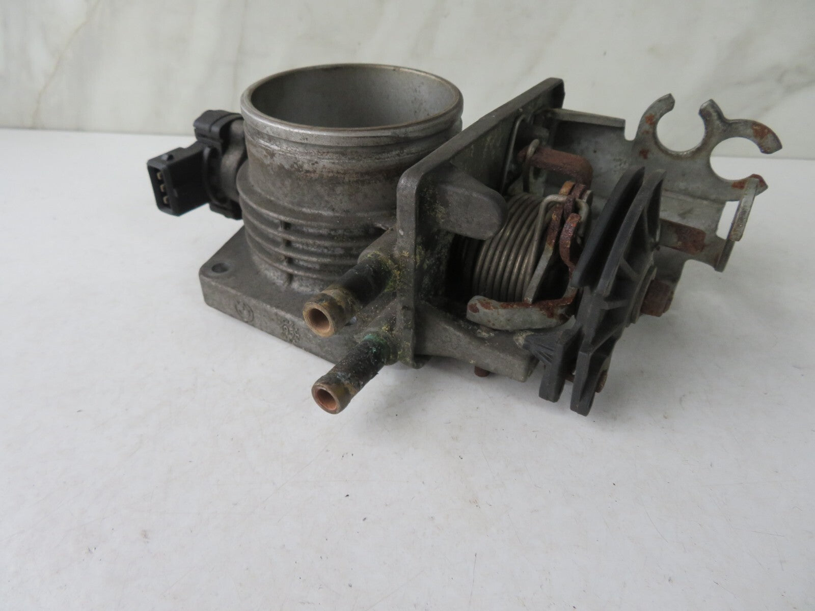 BMW E36 2.8 THROTTLE BODY INTAKE 1427174 1995-2001 MIX1332-9