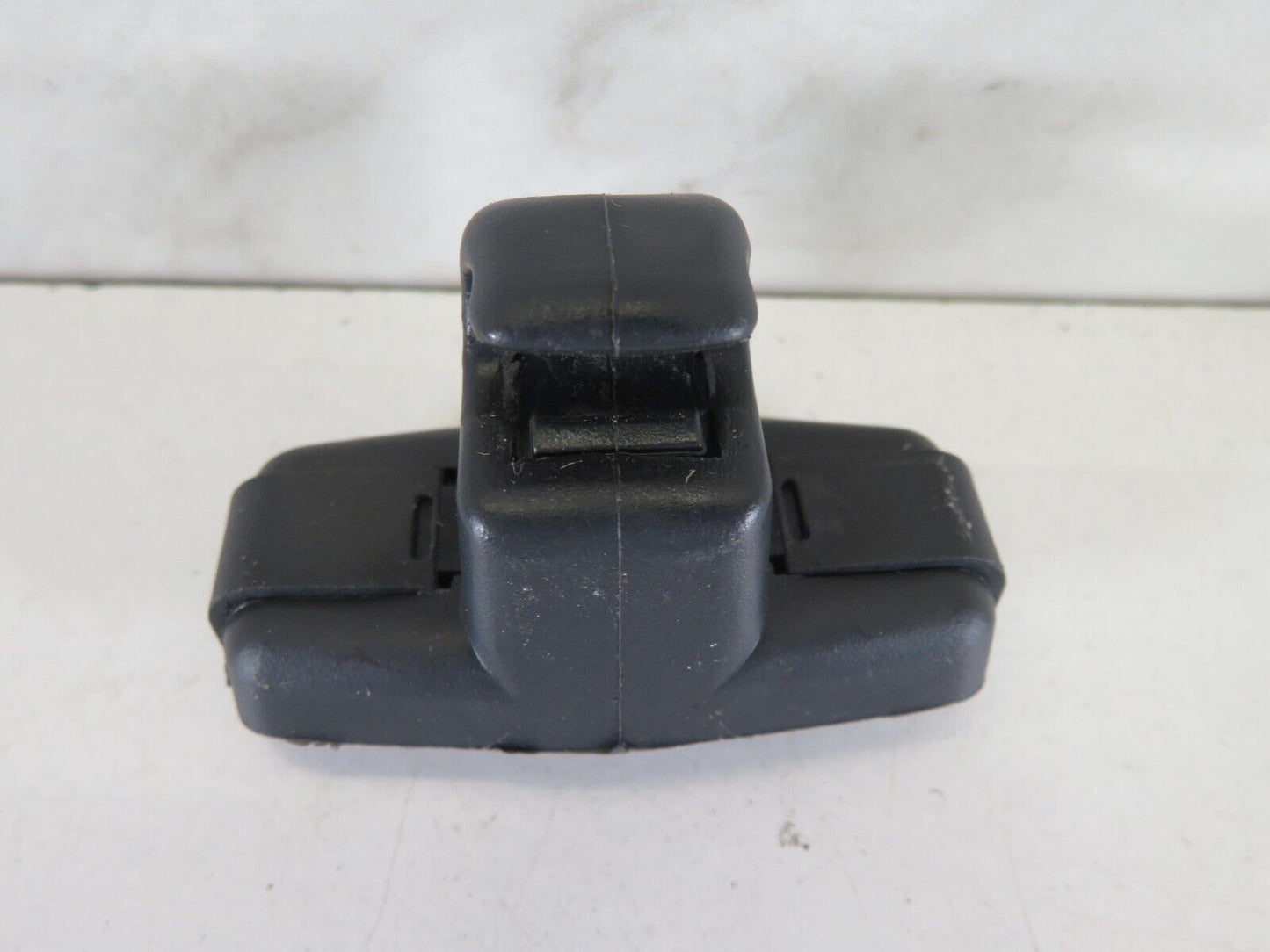 BMW MINI COOPER R52 SUN VISOR CLIP 2004-2006 A2018-26